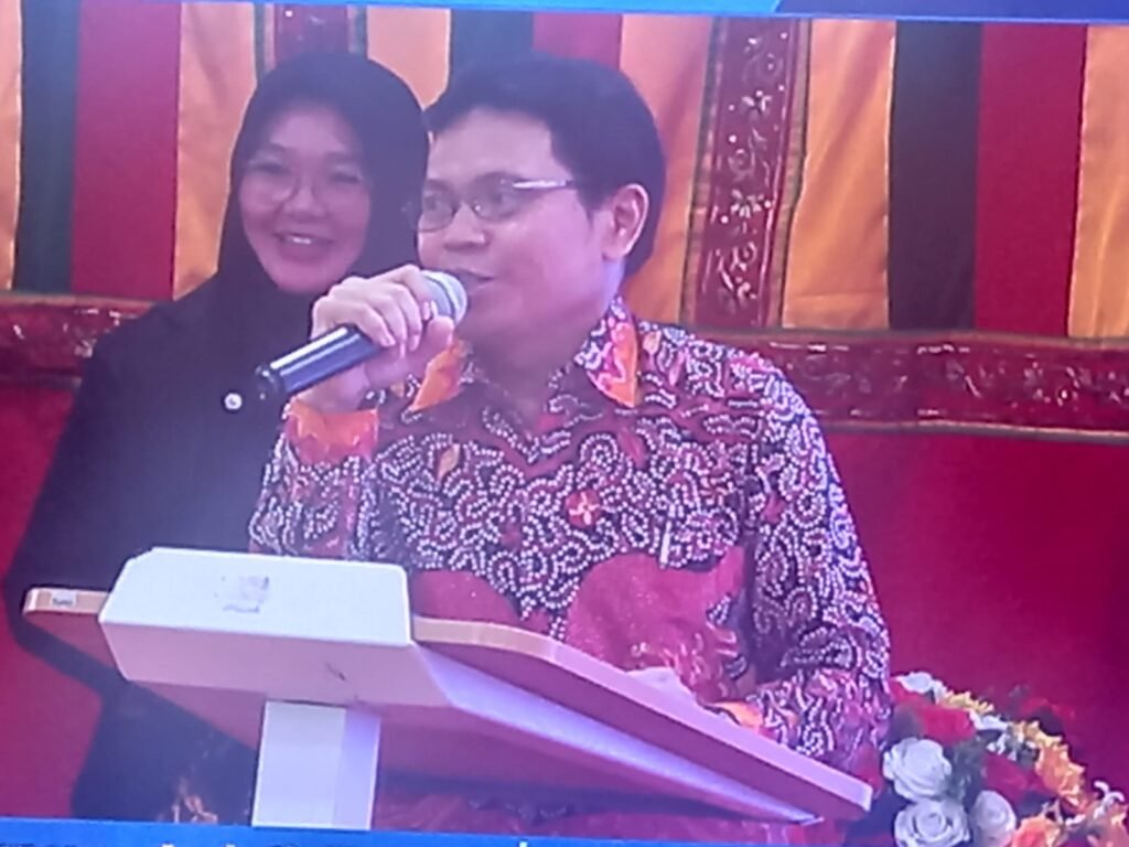 Dr Restu Gunawan